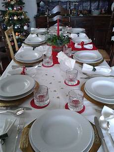 decorazioni con bicchieri di plastica tavola di natale tovaglia di fiandra con striscia decorazioni con bicchieri di plastica tavola di natale tovaglia di fiandra con striscia
