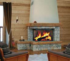 foyer bois fireplace chalet chemin 233 e chalet en de taille et foyer bois fireplace chalet chemin 233 e chalet en de taille et