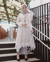 Image result for Model Baju Kebaya Brokat Terbaru