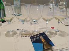 bicchieri prosecco il prosecco a le strade della mozzarella a paestum bicchieri prosecco il prosecco a le strade della mozzarella a paestum