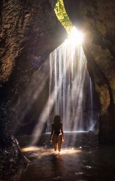 Tukad Cepung Waterfall Bali {The Unforgettable Ubud Secret Gem ...