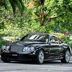 BENTLEY SPOTTING: Bentley Buccaneer on the streets of Brunei.