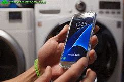 Image result for iPhone SE V Samsung S7