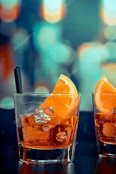 bicchieri per spritz bicchieri di spritz aperol con fette d bicchieri per spritz bicchieri di spritz aperol con fette d
