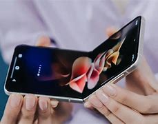 Image result for Handphone Samsung Lipat Terbaru
