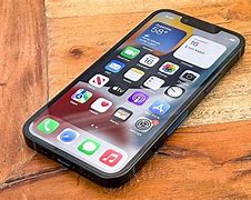 Image result for iPhone 13 vs iPhone SE 2