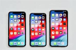 Image result for iPhone XR Next to iPhone Pro Max
