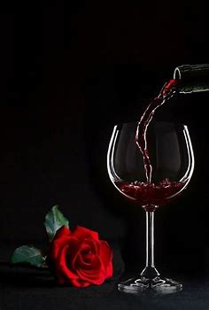 Pin de yara qa em Peinture em 2023 | Taças de vinho, Rosas vermelhas, Mundo fotografico