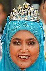 Image result for Female Queen Crown