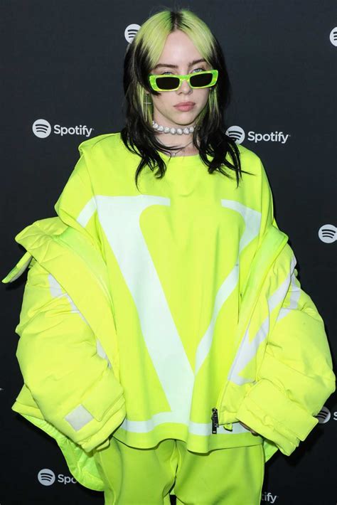 How Is Billie Eilish Dating