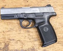 Image result for Smith and Wesson 40 Cal SW40VE