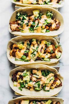 Caramelized Pork Tacos with Pineapple Salsa Recipe - Pinch of Yum