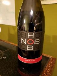 Hob Nob Pinot Noir Vin Pays d'Oc に対する画像結果