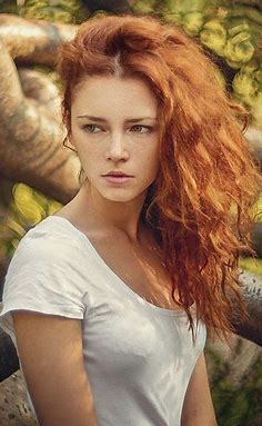 💋★☥Ꭰєѕιяєє☥★ | Beautiful red hair, Redhead hairstyles, Red hair woman