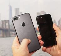 Image result for iPhone 7 Plus vs iPhone SE 2020