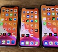 Image result for Galaxy 8 Plus vs iPhone X