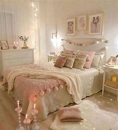 Pin by Sammyjoandcheckers on ✿*:.｡.Home .｡.:*✿ in 2020 | Bedroom decor, Stylish bedroom, Bedroom interior