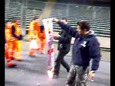 concerto vasco a torino vasco torino brucia sciarpa dell inter dopo il concerto concerto vasco a torino vasco torino brucia sciarpa dell inter dopo il concerto