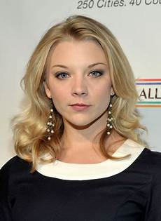 natalie dormer smirk natalie dormer asymmetrical natalie dormer smirk natalie dormer asymmetrical