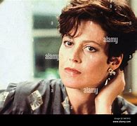 Image result for Sigourney Weaver in Dave Pictures