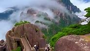 A breathtaking walk through the Huangshan Mountains, China. | Nature Around The World