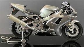 [Full build] Yamaha YZF-R1 & Taira Racing - Motorcycle Model 1/12 (Tamiya)
