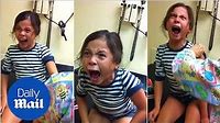 Injection rejection! Girl's over-reaction to getting her flu shot - Daily Mail