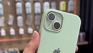 Iphone 15 verde com capinha verde para combinar 💚 #green #iphone #15 #apple #isoldpg #pontagrossa #capa