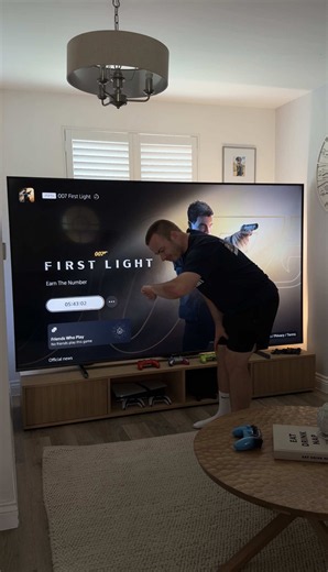 I spent hours waiting for 007 to release to then be hit with this.. 🤣 | 007 first light game