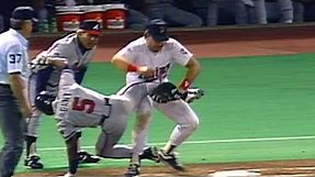 1991 WS Gm2: Hrbek lifts Gant off the bag for the out