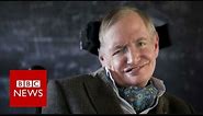 Stephen Hawking explains black holes in 90 seconds - BBC News