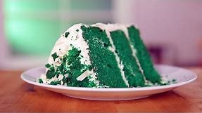 How to Make Green Velvet Cake For St. Patrick's Day! | Eat the Trend