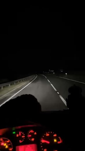 When he tells you he’s hard at work… But in reality-he’s having a snooze 💤 BUSTED, by Dean AGAIN😆😆 However, the Enclosed is now loaded and heading North. The game of Catch Up is nearly over! #transportation #EnclosedTrailer #sportscar #cardelivery #carcollection #classiccar #busted #sleepwell #ontheroad #ATeam #prank #justforlaughs #justforfun #hardatwork #transport #CarTransport #catchup #nearlytheweekend #keepgoing #smallbusinessbigheart #thankyou #mansbestfriend #no1 D&A Recovery & Transpo