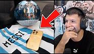 Aguero emotional reaction to Messi giving 35 Gold Iphones to Argentina team