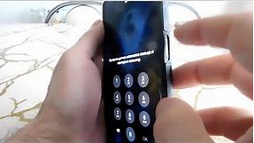 How do you screenshot on Samsung lock screen
