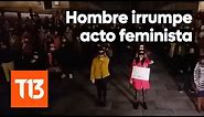 Hombre irrumpe acto feminista con grito machista en España