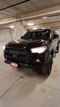 2023 Toyota Tacoma TRD Off-Road | Lift Kit, Soft Tonneau, Aggressive Styling