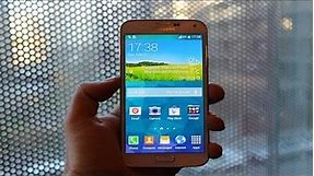 Samsung Galaxy S5 Hands On & First Look - MWC 2014