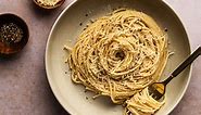 Cacio e Pepe (Spaghetti With Black Pepper and Pecorino Romano) Recipe
