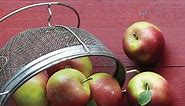 8 of Canada’s healthiest apples