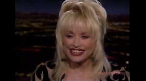 Dolly Parton Loses A Wig!