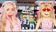 MEETING THE NEW BOY AT SCHOOL IN BROOKHAVEN! (ROBLOX BROOKHAVEN RP)