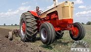 J. I. Case 930 Diesel Standard Doing Field Work - Classic Tractor Fever