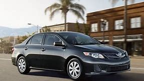 2013 Toyota Corolla LE Start Up and Review 1.8 L 4-Cylinder