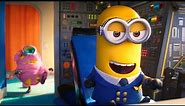 Minions Pilots - Minions Flying a Plane (The Rise of Gru)