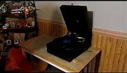 RCA Victor Victrola Machine Portable Wind Up Phonograph Record Player