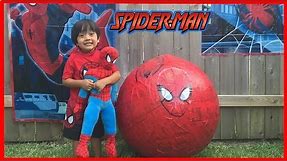 GIANT EGG SURPRISE OPENING SPIDERMAN superhero toys