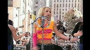 Britney Spears Mini Concert at Today Show 2000 HQ