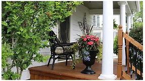 25 Planter Ideas: Welcoming Front Gardens & Porches