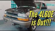 How to Remove a 4l60e Transmission from 2001 Chevy S10 2wd